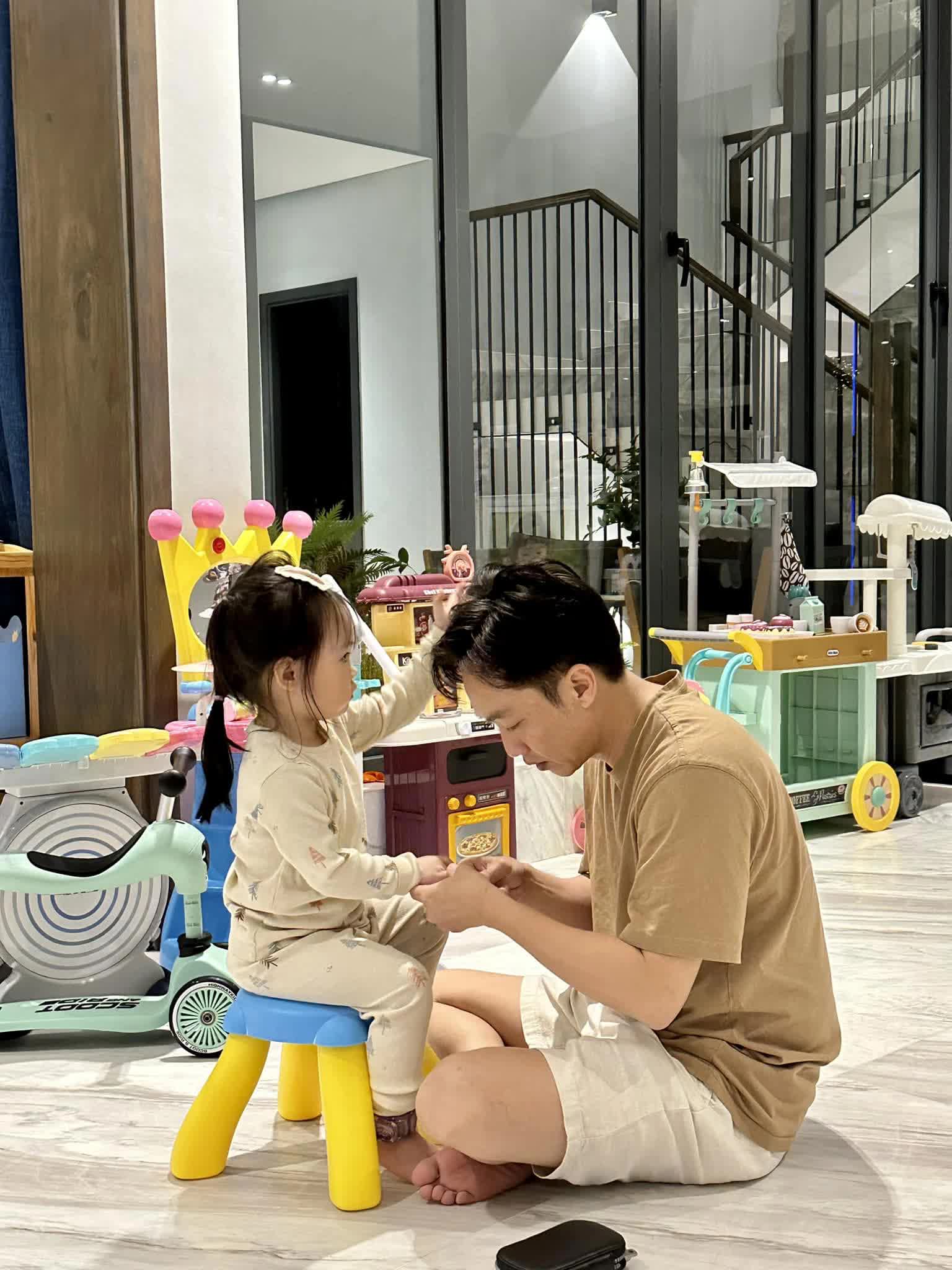 Sao Việt bỏ tiền tỷ đầu tư khu vui chơi tại gia cho con: Từ trung tâm thương mại tới sân chơi rộng lớn ai nhìn cũng mê- Ảnh 14.