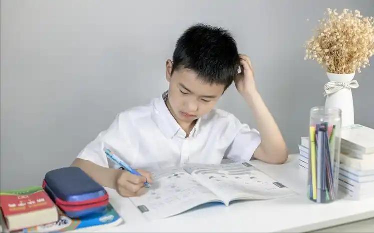 Muốn biết con học giỏi hay không, nhìn ngay 4 ĐẶC ĐIỂM này – Cha mẹ thông thái phát hiện sớm để bồi dưỡng cho con!- Ảnh 1. Muốn biết con học giỏi hay không, nhìn ngay 4 ĐẶC ĐIỂM này – Cha mẹ thông thái phát hiện sớm để bồi dưỡng cho con!- Ảnh 1.