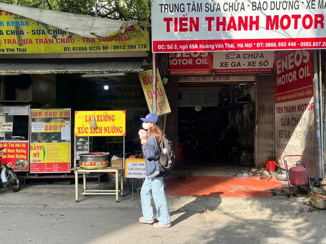 Hà Nội vào mùa "hao điện": Người dân rửa quạt, lắp thêm điều hoà, tìm đủ mọi cách vượt qua nắng nóng- Ảnh 10. Hà Nội vào mùa "hao điện": Người dân rửa quạt, lắp thêm điều hoà, tìm đủ mọi cách vượt qua nắng nóng- Ảnh 10.
