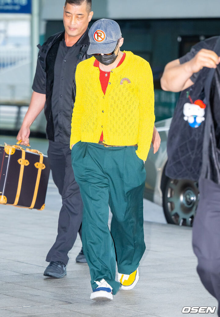 Trước giờ G, vé xem G-Dragon rao bán tràn lan trên mạng, fan lo dính 'bẫy'- Ảnh 2. Trước giờ G, vé xem G-Dragon rao bán tràn lan trên mạng, fan lo dính 'bẫy'- Ảnh 2.
