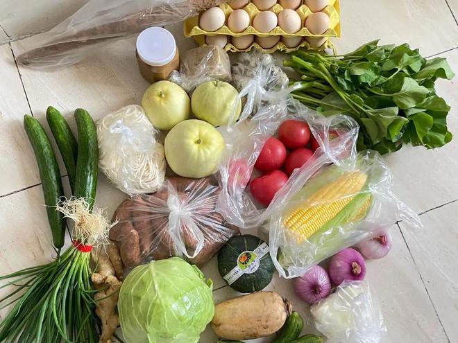 Lương 72 triệu/tháng nhưng 10 năm tiết kiệm không nổi 18 triệu: Bị chất vấn, cô vợ đưa tờ giấy khiến chồng lặng người