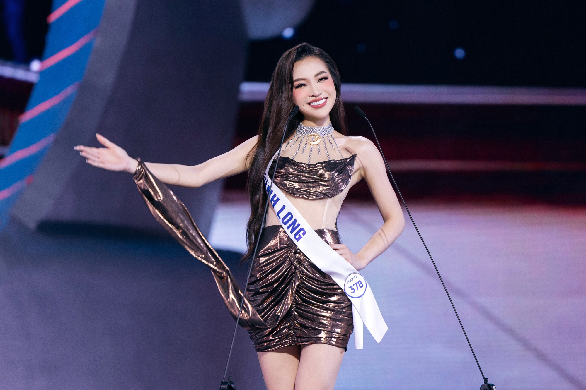 Cô gái từng bị chê body giờ thắng giải hình thể đẹp nhất tại Hoa hậu Hoàn Vũ Việt Nam - Ảnh 1. Cô gái từng bị chê body giờ thắng giải hình thể đẹp nhất tại Hoa hậu Hoàn Vũ Việt Nam - Ảnh 1.