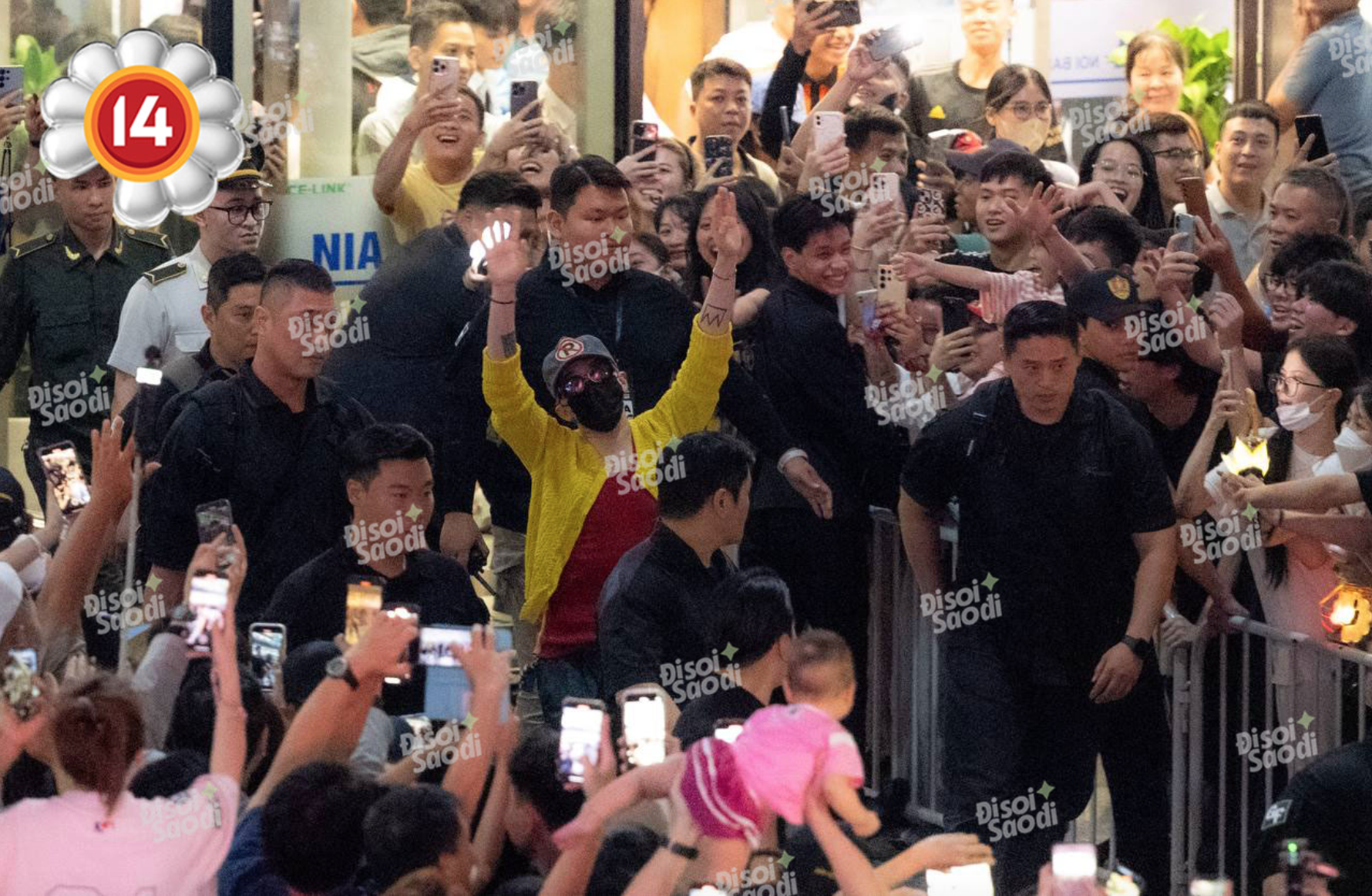 Khách VIP đi xem G-Dragon được đãi gì: Bánh cuốn tiếp tục góp mặt, còn có thêm món "chắc bụng" gây bất ngờ- Ảnh 1.