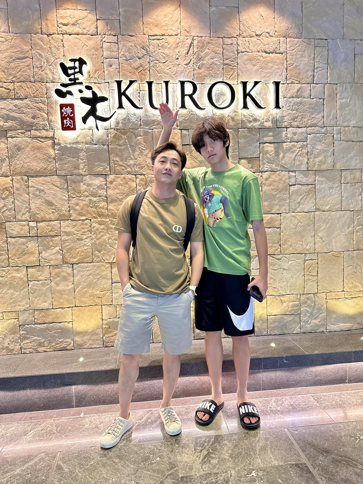 Ba quý tử chuẩn "rich kid" của Vbiz: Sống giữa xa hoa, đồ hiệu chỉ là chuyện nhỏ nhưng giáo dục mới là thứ được đầu tư lớn nhất- Ảnh 65. Ba quý tử chuẩn "rich kid" của Vbiz: Sống giữa xa hoa, đồ hiệu chỉ là chuyện nhỏ nhưng giáo dục mới là thứ được đầu tư lớn nhất- Ảnh 65.