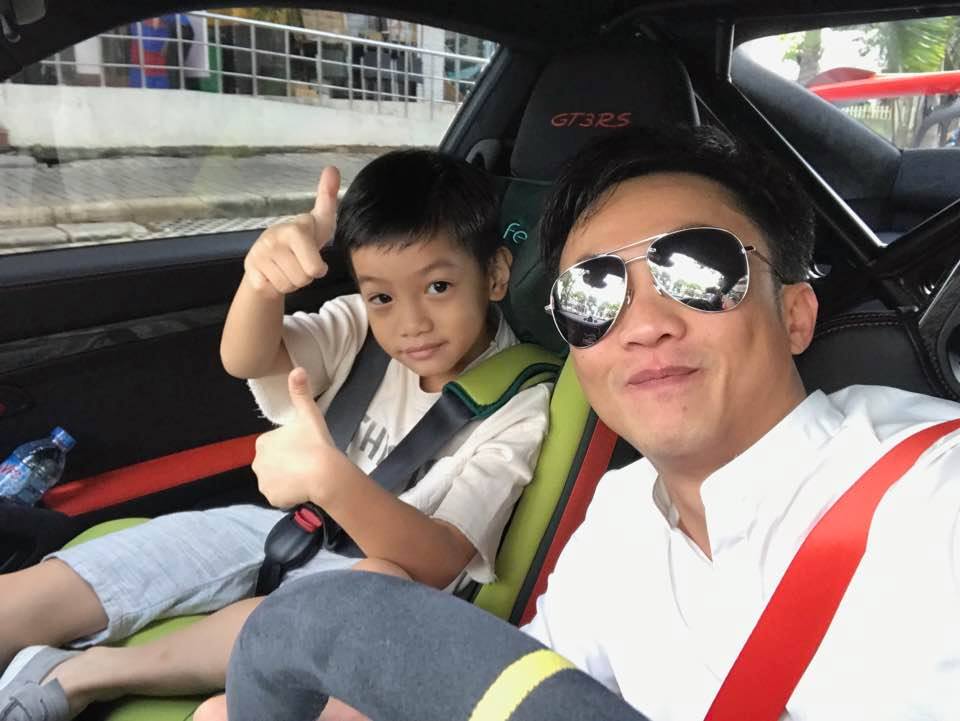 Ba quý tử chuẩn "rich kid" của Vbiz: Sống giữa xa hoa, đồ hiệu chỉ là chuyện nhỏ nhưng giáo dục mới là thứ được đầu tư lớn nhất- Ảnh 57. Ba quý tử chuẩn "rich kid" của Vbiz: Sống giữa xa hoa, đồ hiệu chỉ là chuyện nhỏ nhưng giáo dục mới là thứ được đầu tư lớn nhất- Ảnh 57.