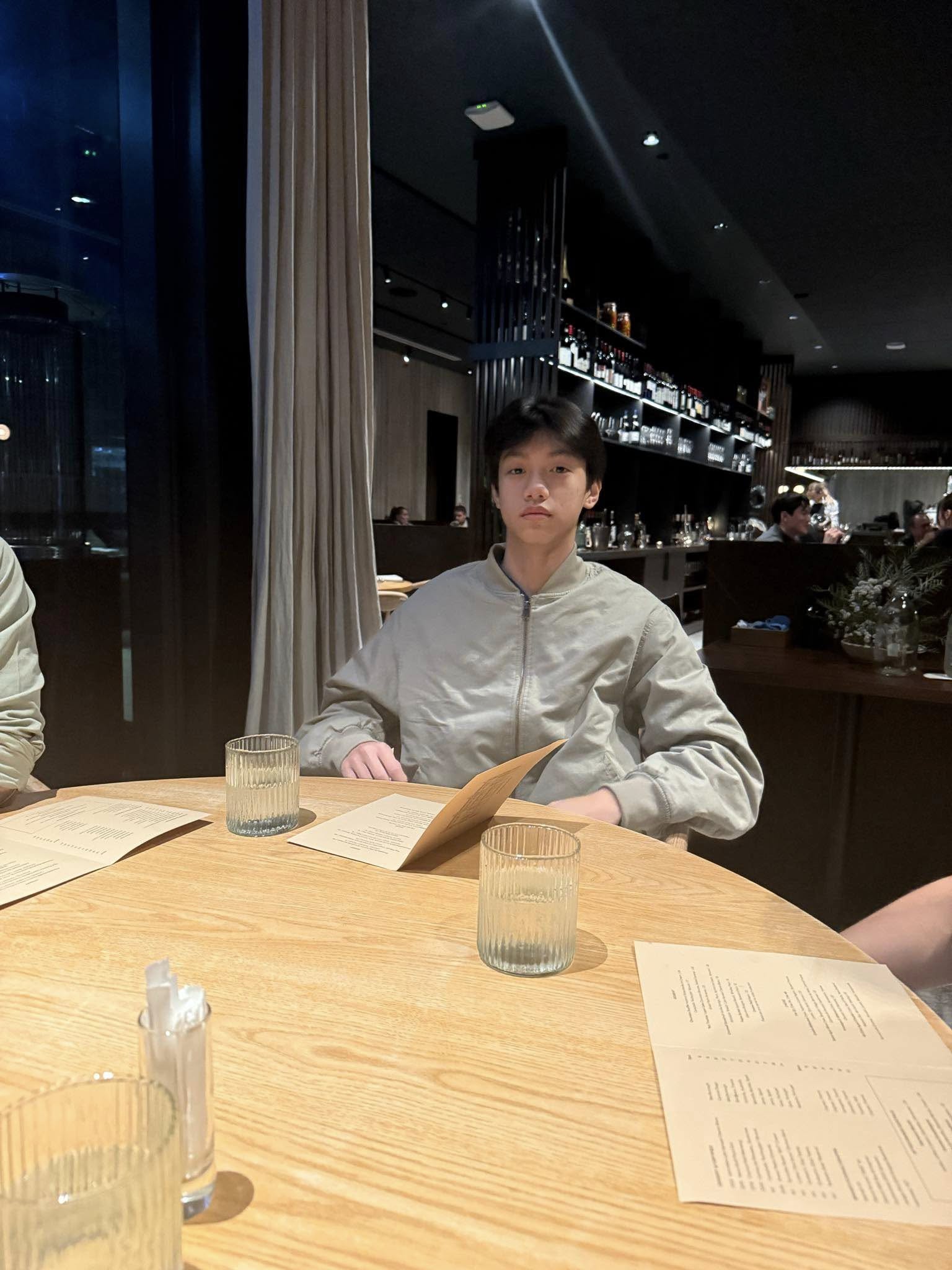 Ba quý tử chuẩn "rich kid" của Vbiz: Sống giữa xa hoa, đồ hiệu chỉ là chuyện nhỏ nhưng giáo dục mới là thứ được đầu tư lớn nhất- Ảnh 77. Ba quý tử chuẩn "rich kid" của Vbiz: Sống giữa xa hoa, đồ hiệu chỉ là chuyện nhỏ nhưng giáo dục mới là thứ được đầu tư lớn nhất- Ảnh 77.