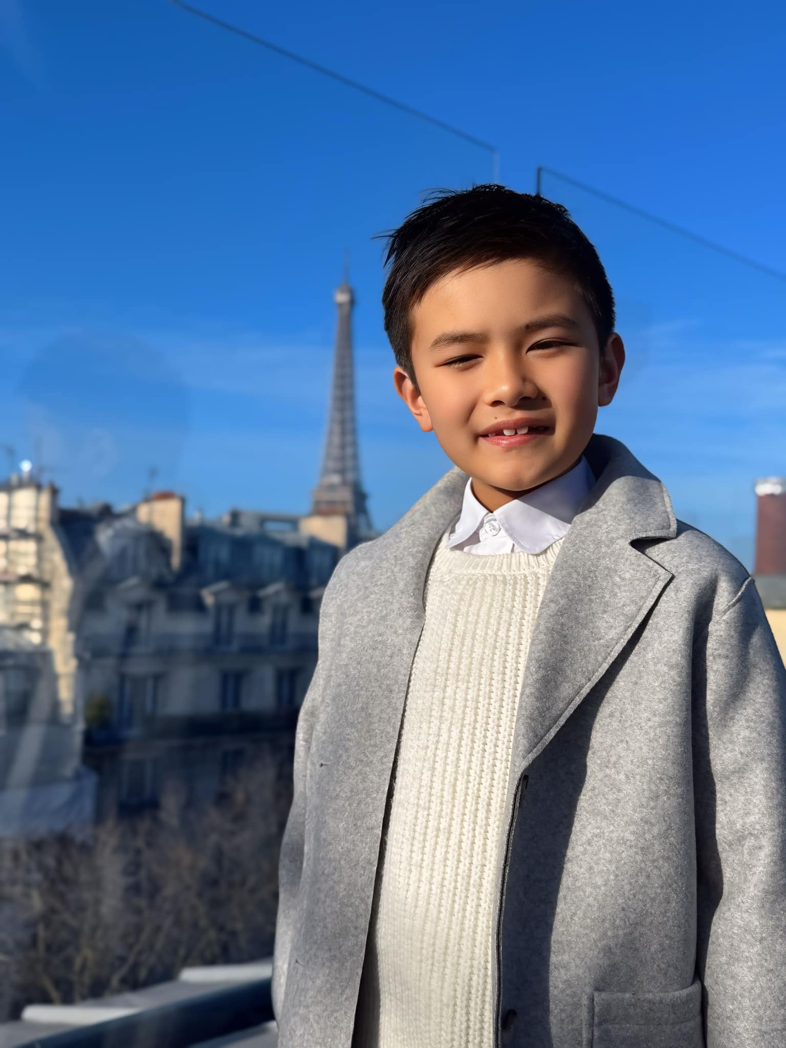 Ba quý tử chuẩn "rich kid" của Vbiz: Sống giữa xa hoa, đồ hiệu chỉ là chuyện nhỏ nhưng giáo dục mới là thứ được đầu tư lớn nhất- Ảnh 11. Ba quý tử chuẩn "rich kid" của Vbiz: Sống giữa xa hoa, đồ hiệu chỉ là chuyện nhỏ nhưng giáo dục mới là thứ được đầu tư lớn nhất- Ảnh 11.