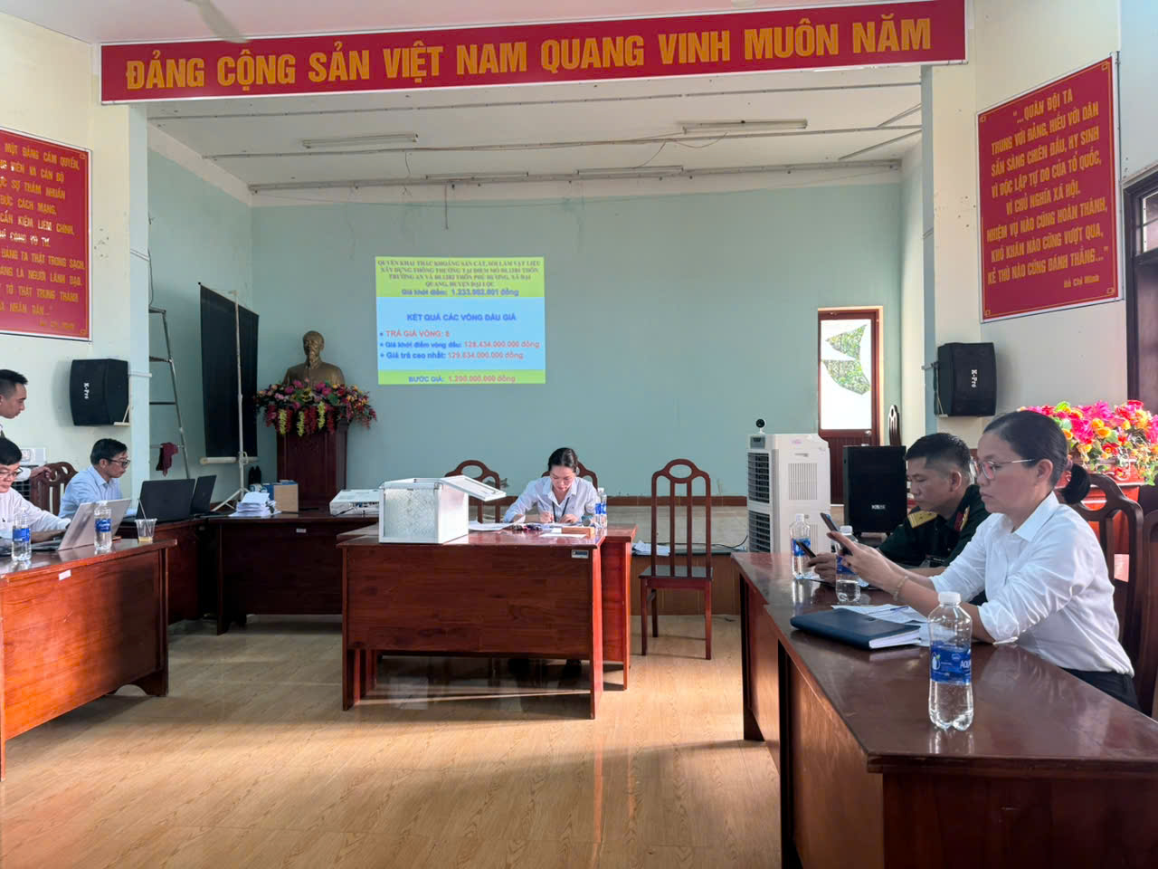 Đấu giá 3 mỏ cát gần 1.000 tỉ ở Quảng Nam: Doanh nghiệp nói gì?- Ảnh 1. Đấu giá 3 mỏ cát gần 1.000 tỉ ở Quảng Nam: Doanh nghiệp nói gì?- Ảnh 1.