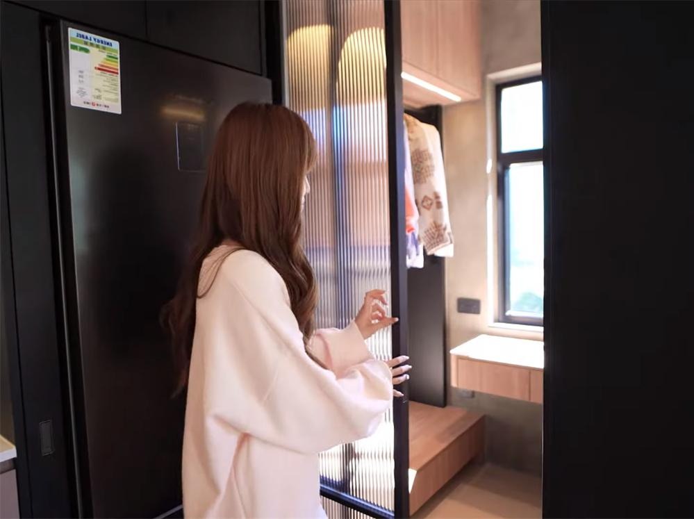 Ở thành phố có giá nhà đắt nhất thế giới, sở hữu không gian vỏn vẹn 19m² cũng cảm thấy như "đại gia" - Ảnh 6.