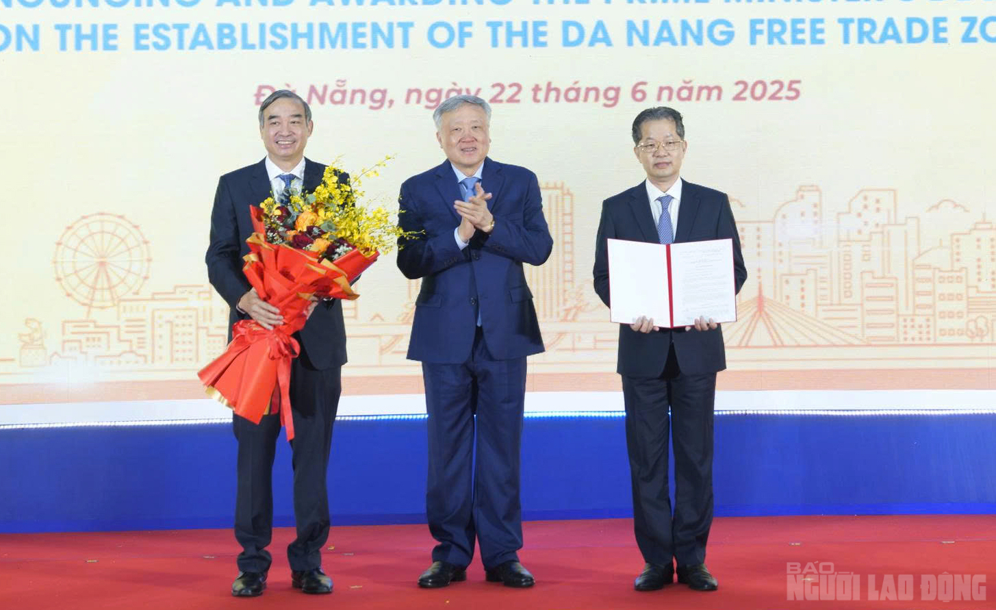 Phó Thủ tướng Thường trực Nguyễn Hòa Bình: Khu thương mại tự do là cú hích cho Đà Nẵng và cả nước- Ảnh 2.