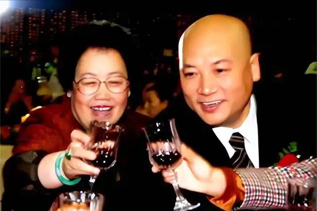 “Đường Tăng” gia tài hơn 72 nghìn tỷ đổi nghề đi bán nhà!- Ảnh 7. “Đường Tăng” gia tài hơn 72 nghìn tỷ đổi nghề đi bán nhà!- Ảnh 7.