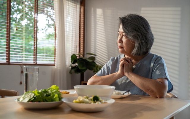 Tôi bán tài sản lớn gắn bó 30 năm với giá rẻ, người thân nói tôi dở hơi nhưng 3 tháng sau, ai cũng phải thừa nhận tôi đúng  - Ảnh 1.