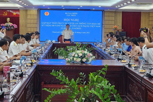 Bán cốc trà đá 3.000 đồng, bán hàng rong có cần xuất hoá đơn điện tử không? Cục Thuế nói rõ- Ảnh 2.