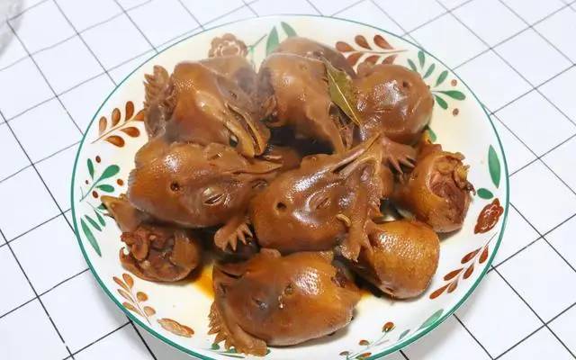 Thịt gà ngon và bổ dưỡng nhưng có 7 bộ phận của con gà chớ dại mà ăn nhiều vì dễ chứa rác thải, độc tố, kim loại nặng- Ảnh 2. Thịt gà ngon và bổ dưỡng nhưng có 7 bộ phận của con gà chớ dại mà ăn nhiều vì dễ chứa rác thải, độc tố, kim loại nặng- Ảnh 2.