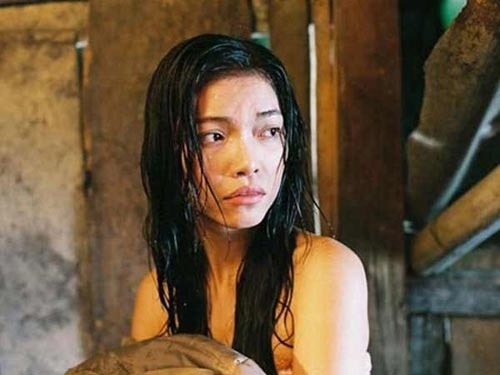 Mỹ nhân Việt từng được gọi là “quả bom sex": Âm thầm rút khỏi showbiz, tuổi 42 vẫn độc thân nhưng cực kỳ nóng bỏng - Ảnh 2. Mỹ nhân Việt từng được gọi là “quả bom sex": Âm thầm rút khỏi showbiz, tuổi 42 vẫn độc thân nhưng cực kỳ nóng bỏng - Ảnh 2.