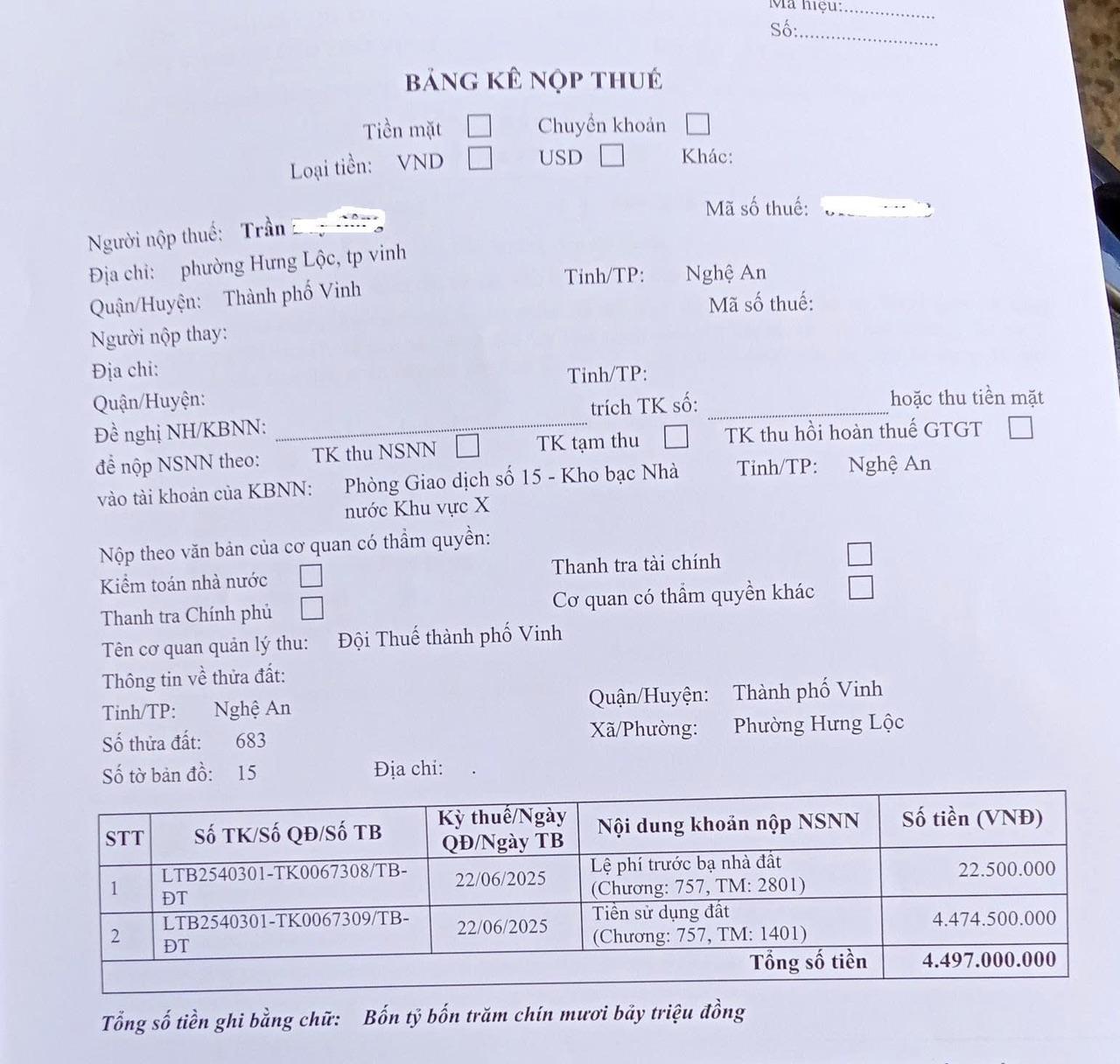 Chuyển 300m2 đất vườn sang đất ở, người dân "sốc" khi phải đóng thuế gần 4,5 tỷ đồng - Ảnh 2. Chuyển 300m2 đất vườn sang đất ở, người dân "sốc" khi phải đóng thuế gần 4,5 tỷ đồng - Ảnh 2.