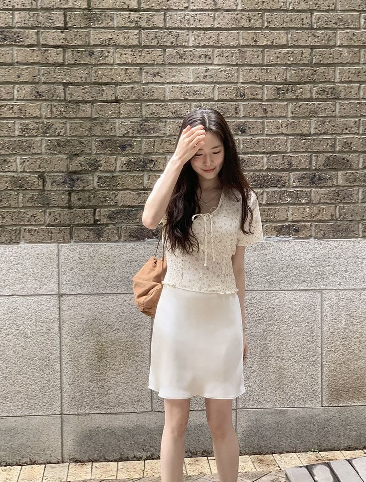 Nhìn đồng nghiệp tự tin xài đồ hiệu fake mới hiểu thế nào là nghèo sang chảnh- Ảnh 3. Nhìn đồng nghiệp tự tin xài đồ hiệu fake mới hiểu thế nào là nghèo sang chảnh- Ảnh 3.