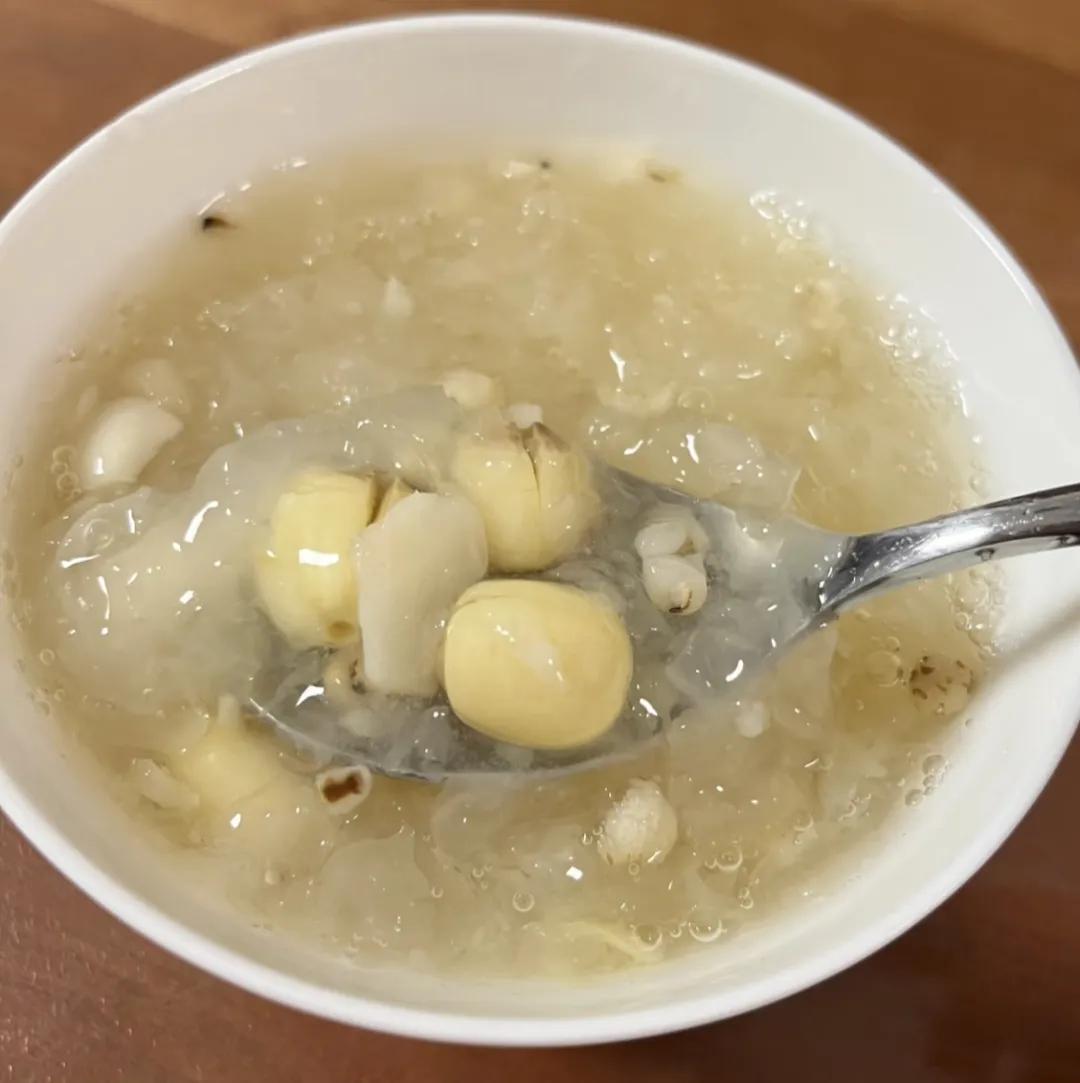 Hè đến, đừng bỏ qua món ăn trắng tinh mát lành này: "Quét sạch" lá phổi, thở dễ, ngủ sâu, da đẹp lên từng ngày! - Ảnh 4.