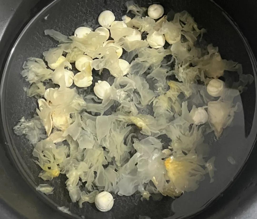 Hè đến, đừng bỏ qua món ăn trắng tinh mát lành này: "Quét sạch" lá phổi, thở dễ, ngủ sâu, da đẹp lên từng ngày! - Ảnh 3.