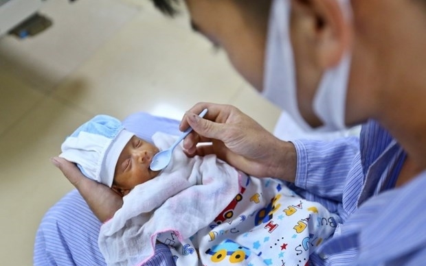 Từ 1/7, lao động nam được nghỉ bao nhiêu ngày khi vợ sinh? - Ảnh 1.