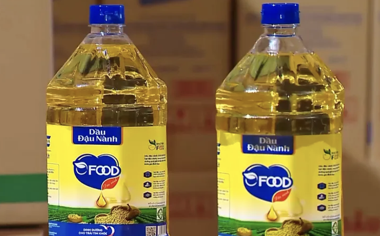 Bộ Công thương lên tiếng vụ sản xuất dầu ăn từ thức ăn chăn nuôi: Chưa cấp giấy chứng nhận đủ điều kiện an toàn thực phẩm  - Ảnh 1.