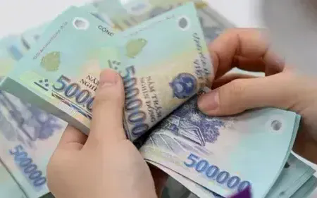 Cơ quan thuế: Không đánh thuế mọi khoản tiền vào tài khoản cá nhân - Ảnh 1.