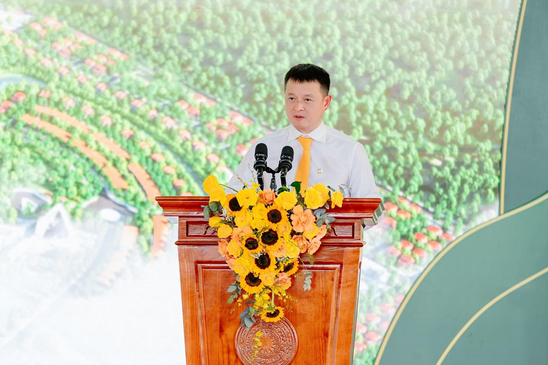 Sun Group tiến về Hòa Bình, khởi công Tổ hợp nghỉ dưỡng khoáng nóng 21.000 tỷ đồng, quy mô gần 600ha lớn nhất miền Bắc 7 Sun Group tiến về Hòa Bình, khởi công Tổ hợp nghỉ dưỡng khoáng nóng 21.000 tỷ đồng, quy mô gần 600ha lớn nhất miền Bắc