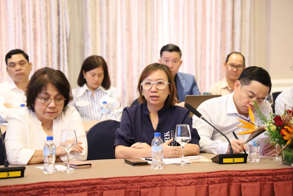TP.HCM Triển Khai Dịch Vụ Xe Đưa Đón Cho Cán Bộ Công Chức 3 TP.HCM Triển Khai Dịch Vụ Xe Đưa Đón Cho Cán Bộ Công Chức