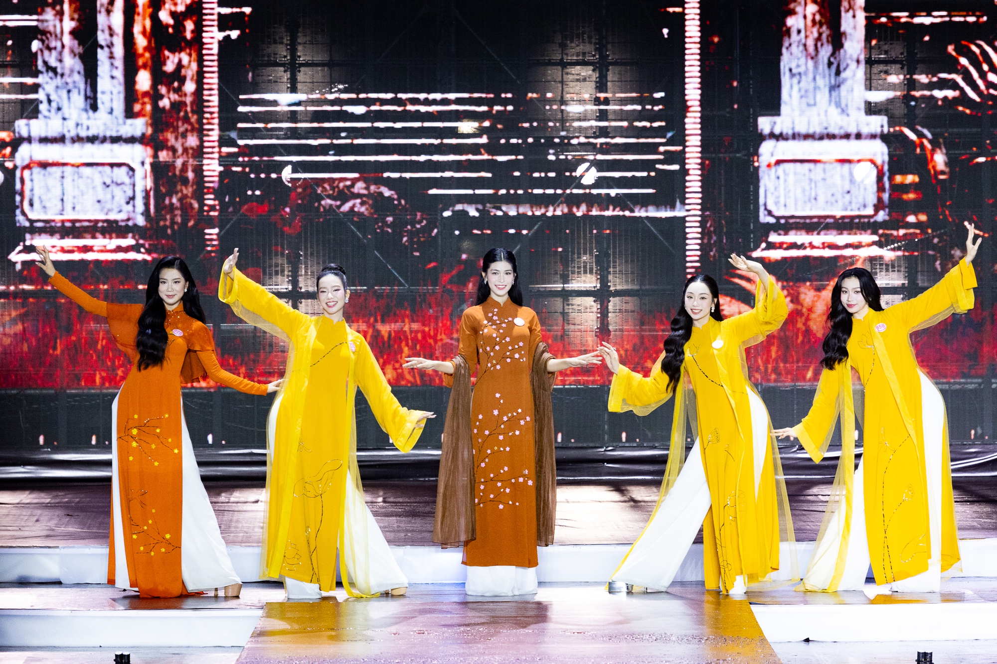 Hà Trúc Linh đăng quang Hoa hậu Việt Nam 2024!- Ảnh 36.