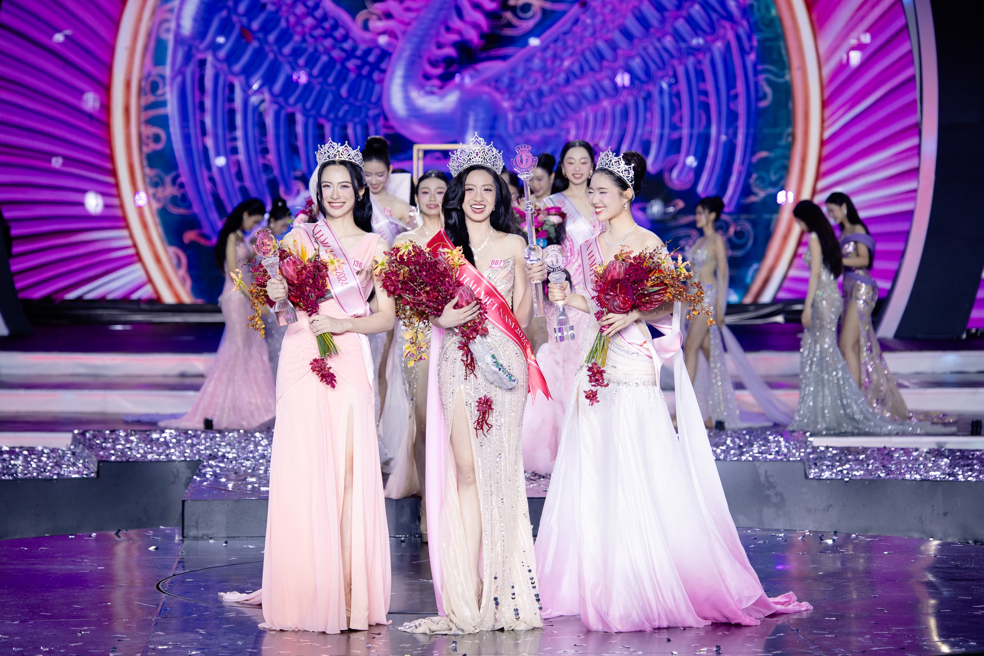 Hà Trúc Linh đăng quang Hoa hậu Việt Nam 2024!- Ảnh 10.