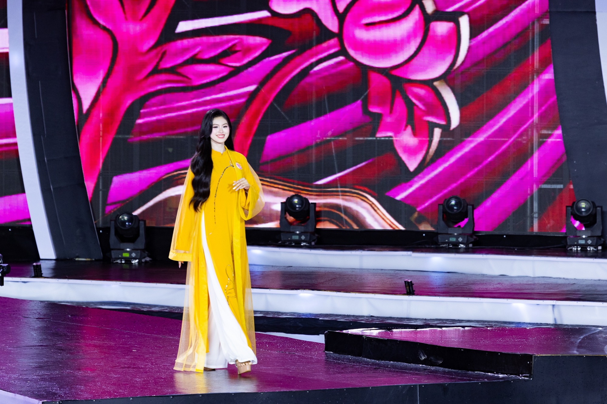 Hà Trúc Linh đăng quang Hoa hậu Việt Nam 2024!- Ảnh 37.