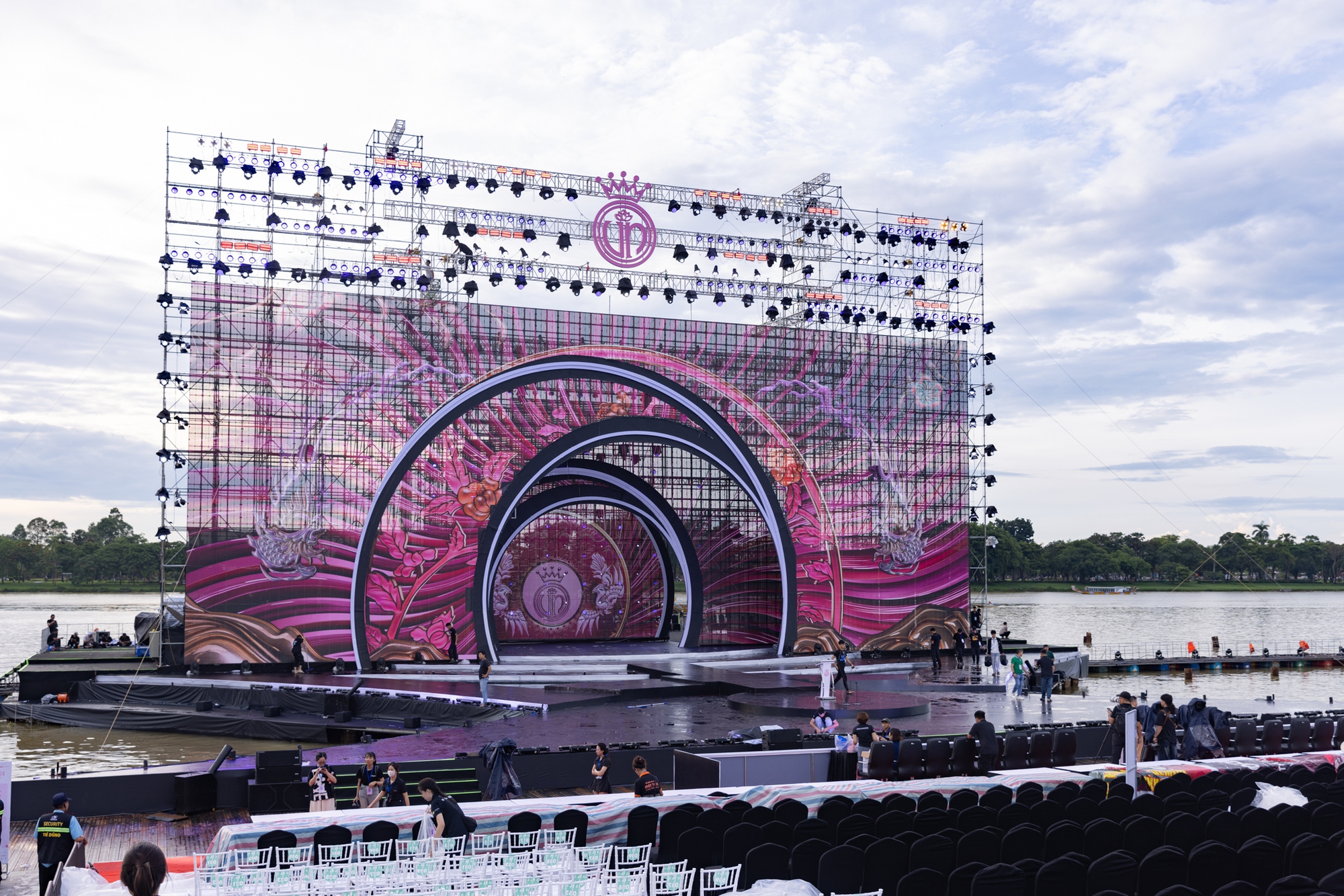 Hà Trúc Linh đăng quang Hoa hậu Việt Nam 2024!- Ảnh 51.