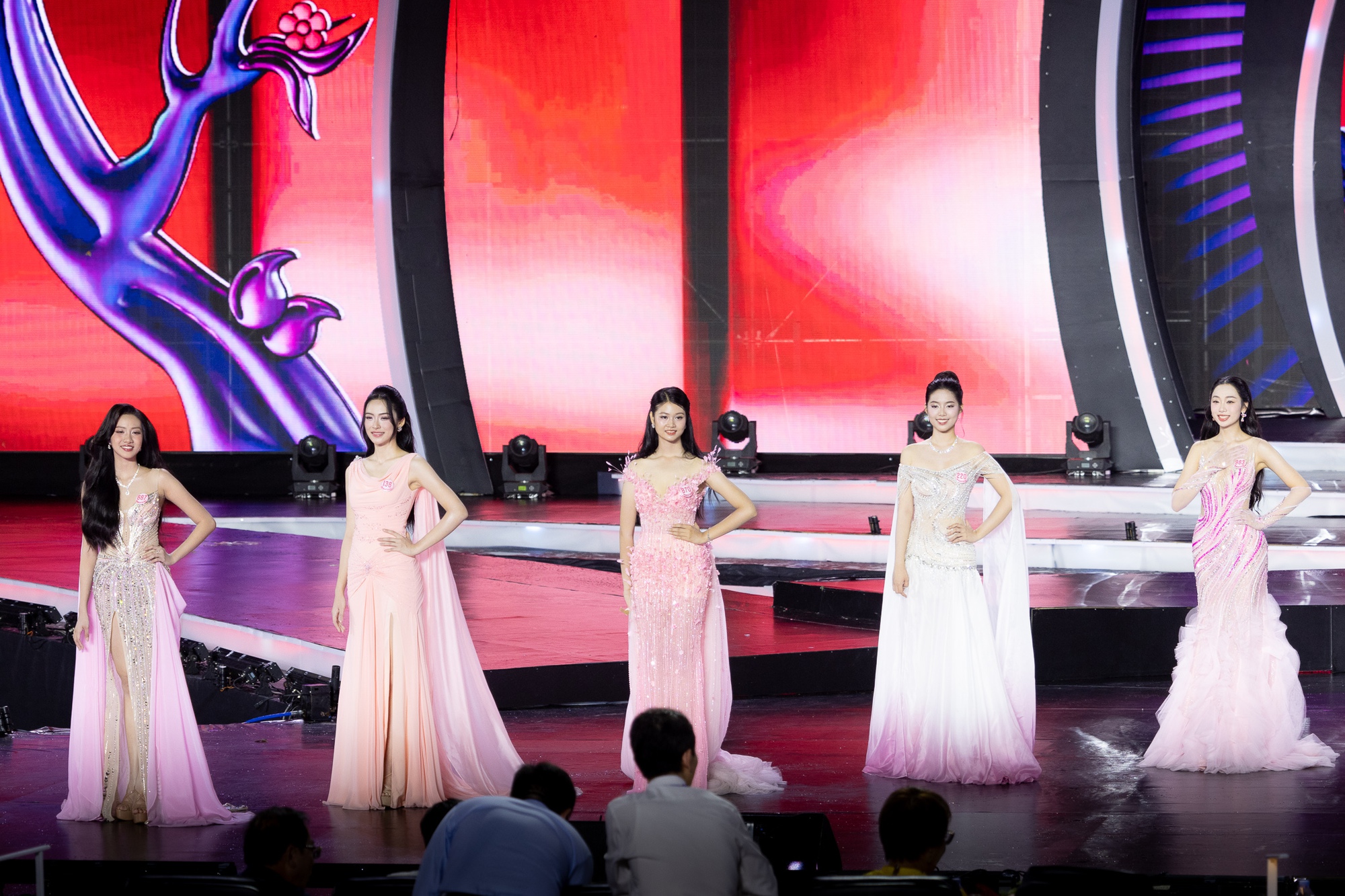 Hà Trúc Linh đăng quang Hoa hậu Việt Nam 2024!- Ảnh 16.