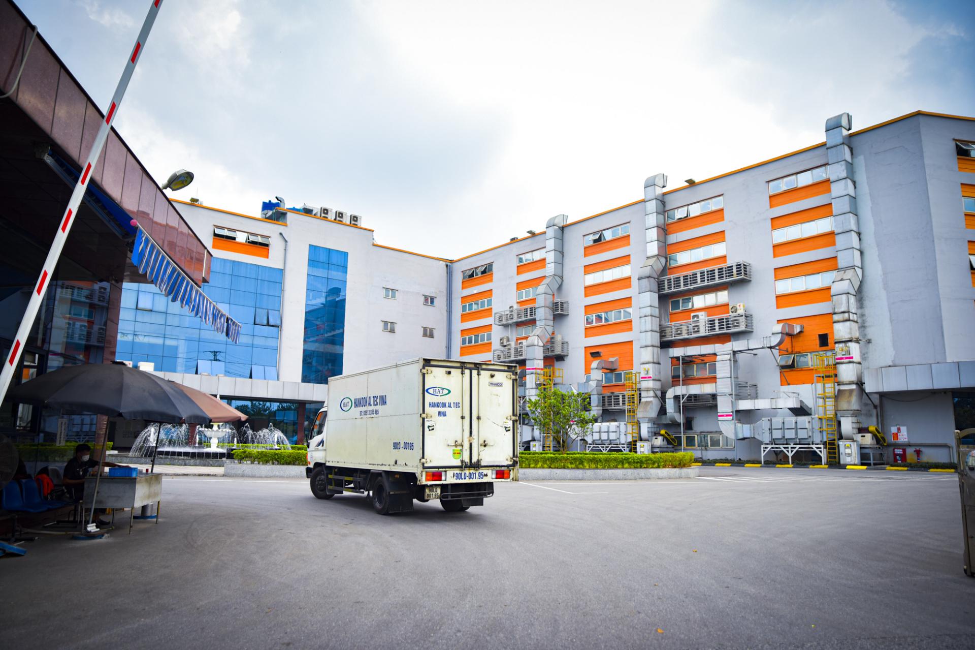 "Ông lớn" Vingroup, Sun Group... đổ bộ, Bắc Ninh bùng nổ loạt dự án bất động sản nghìn tỷ, nguồn vốn FDI 2,8 tỷ USD đổ vào, tăng gấp 2,5 lần so với cùng kỳ 2024 1 "Ông lớn" Vingroup, Sun Group... đổ bộ, Bắc Ninh bùng nổ loạt dự án bất động sản nghìn tỷ, nguồn vốn FDI 2,8 tỷ USD đổ vào, tăng gấp 2,5 lần so với cùng kỳ 2024