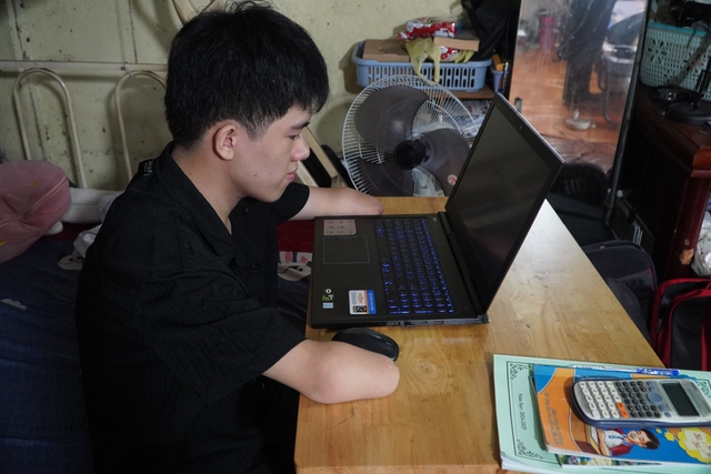 Nhìn lại kỳ thi tốt nghiệp THPT đặc biệt nhất lịch sử- Ảnh 3. Nhìn lại kỳ thi tốt nghiệp THPT đặc biệt nhất lịch sử- Ảnh 3.