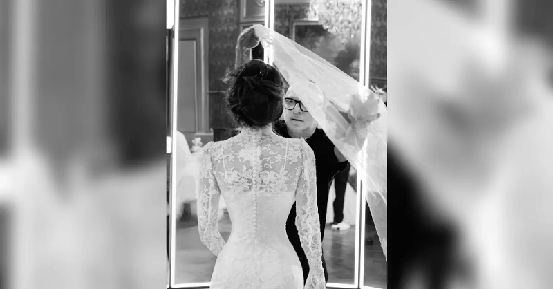 180 chiếc nút áo trên váy cưới của vợ tỷ phú Jeff Bezos có gì đặc biệt?- Ảnh 3.