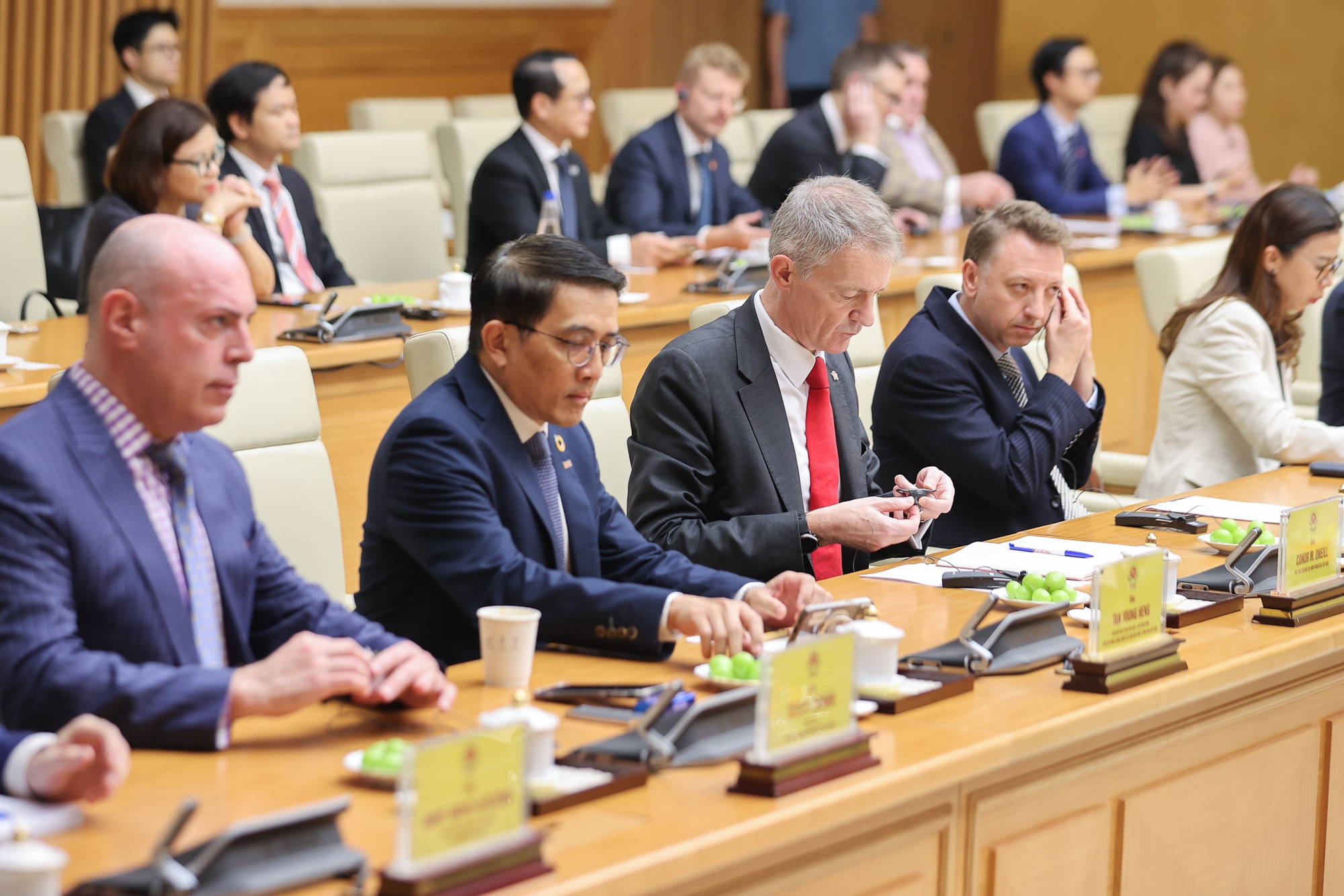 Thủ tướng kêu gọi doanh nghiệp Anh đưa thương mại và đầu tư song phương vượt 10 tỉ USD- Ảnh 4.