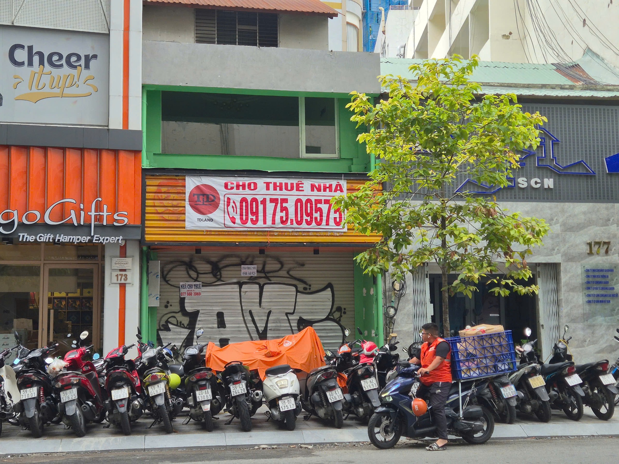 Mặt bằng cho thuê tại TP Hồ Chí Minh: Giá tăng, phân hóa theo khu vực - Ảnh 1.