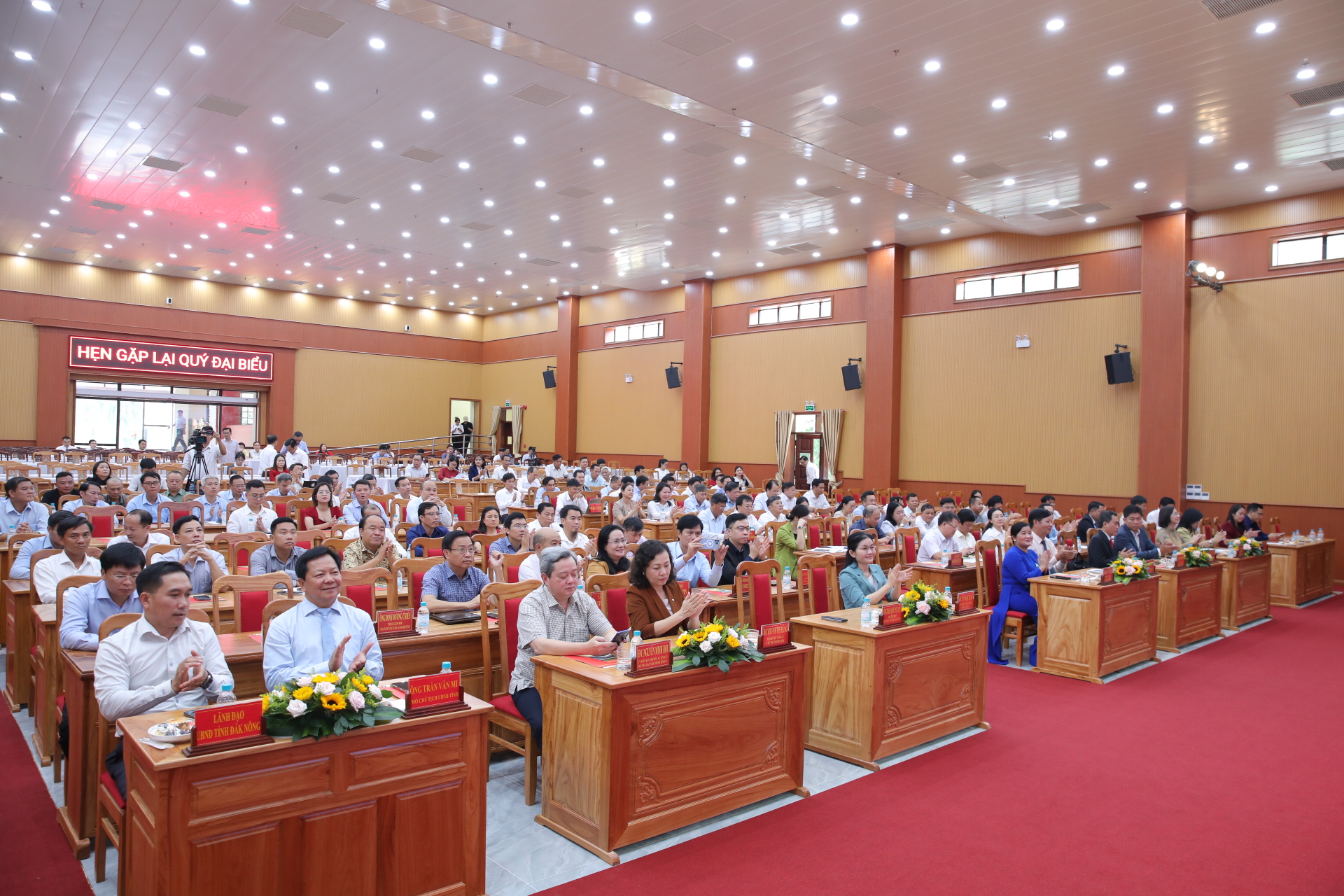 Bình Phước ký kết hợp đồng thực hiện dự án đường cao tốc vốn gần 20.000 tỉ đồng- Ảnh 1. Bình Phước ký kết hợp đồng thực hiện dự án đường cao tốc vốn gần 20.000 tỉ đồng- Ảnh 1.