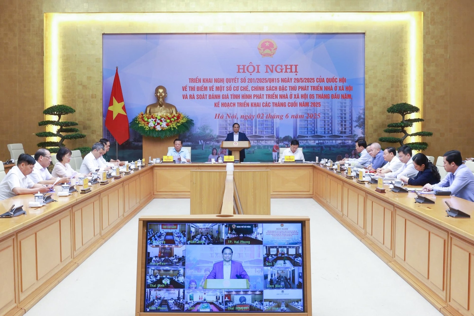 Thủ tướng yêu cầu thực hiện quyết liệt, hiệu quả hơn nữa công tác phát triển nhà ở xã hội 2 Thủ tướng yêu cầu thực hiện quyết liệt, hiệu quả hơn nữa công tác phát triển nhà ở xã hội