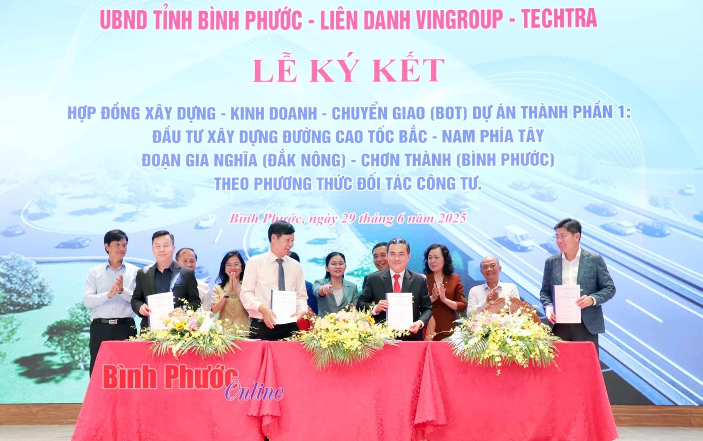 Liên danh Vingroup - Techtra ký kết xây cao tốc gần 20.000 tỷ đồng với tỉnh Bình Phước- Ảnh 1. Liên danh Vingroup - Techtra ký kết xây cao tốc gần 20.000 tỷ đồng với tỉnh Bình Phước- Ảnh 1.