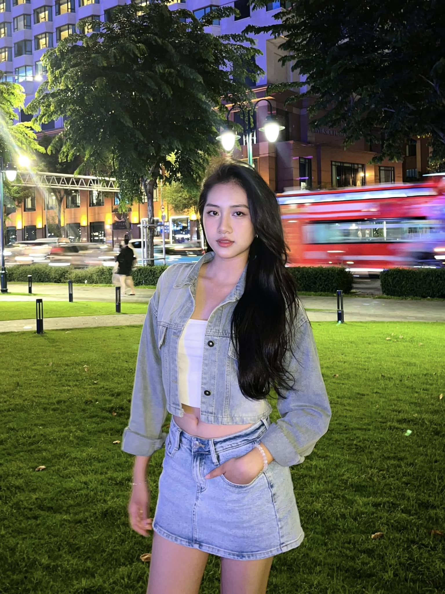 Không gian sống ở Phú Yên của Hoa hậu Hà Trúc Linh: Căn nhà bình dị nhưng kín giấy khen- Ảnh 8. Không gian sống ở Phú Yên của Hoa hậu Hà Trúc Linh: Căn nhà bình dị nhưng kín giấy khen- Ảnh 8.