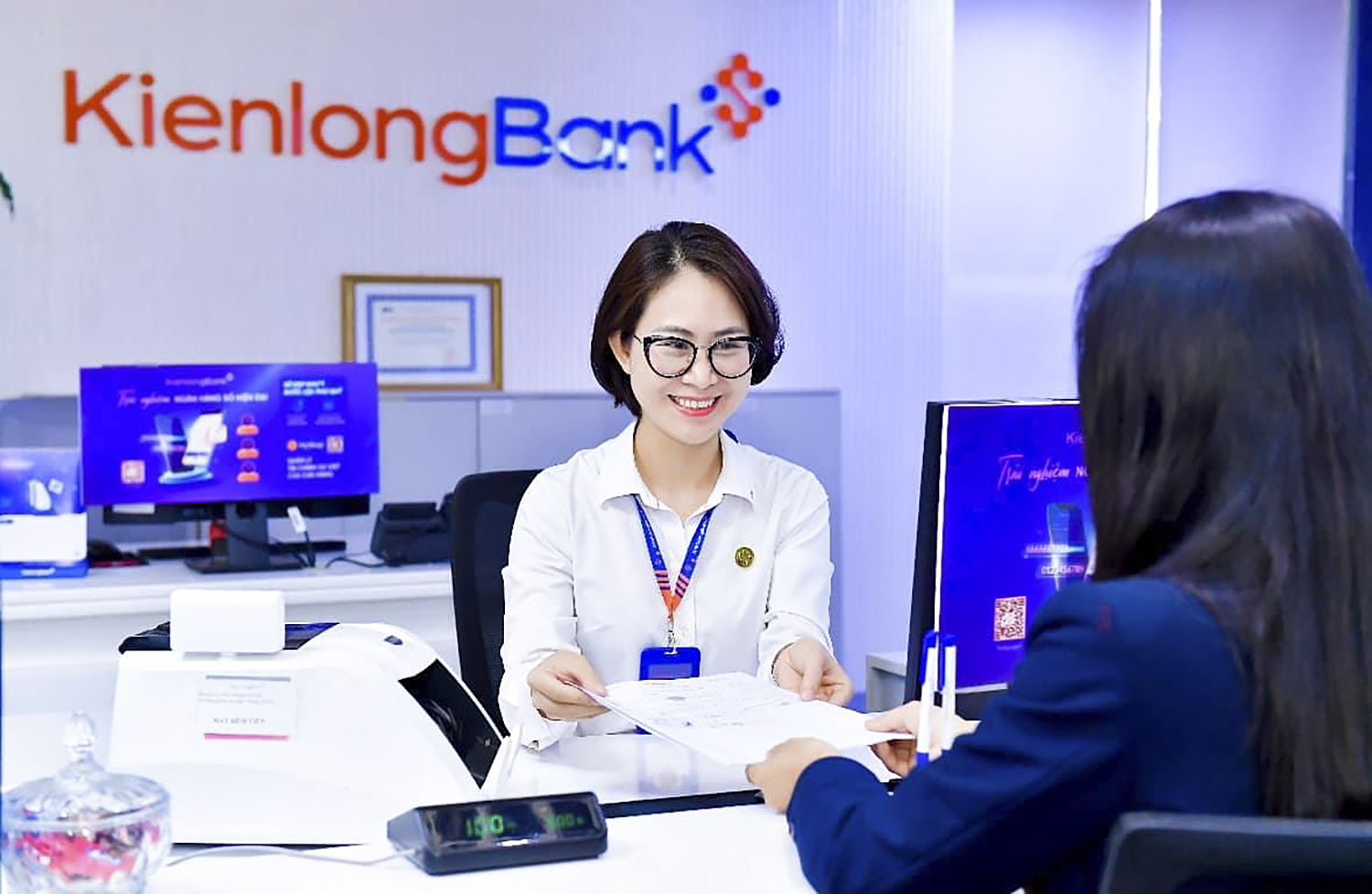 Chỉ còn 1 ngày: Giao dịch ngân hàng, ví điện tử thay đổi từ 1/7, cần làm ngay việc này để tránh gián đoạn giao dịch!- Ảnh 6. Chỉ còn 1 ngày: Giao dịch ngân hàng, ví điện tử thay đổi từ 1/7, cần làm ngay việc này để tránh gián đoạn giao dịch!- Ảnh 6.