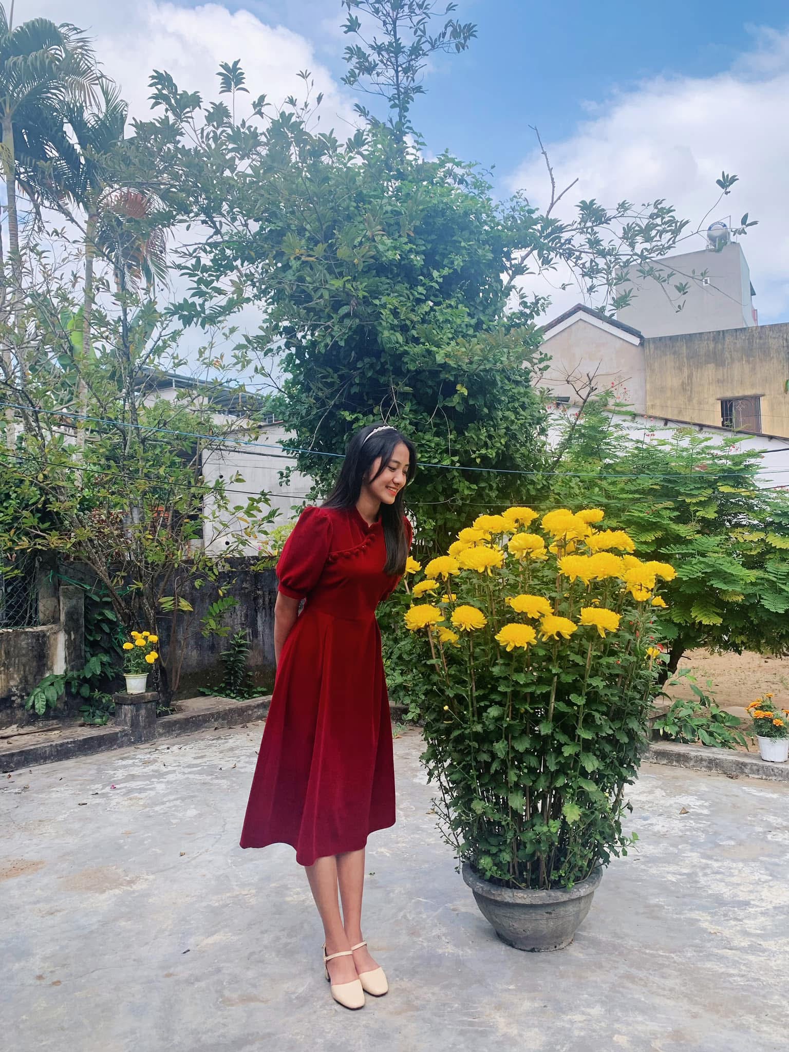 Không gian sống ở Phú Yên của Hoa hậu Hà Trúc Linh: Căn nhà bình dị nhưng kín giấy khen- Ảnh 6. Không gian sống ở Phú Yên của Hoa hậu Hà Trúc Linh: Căn nhà bình dị nhưng kín giấy khen- Ảnh 6.