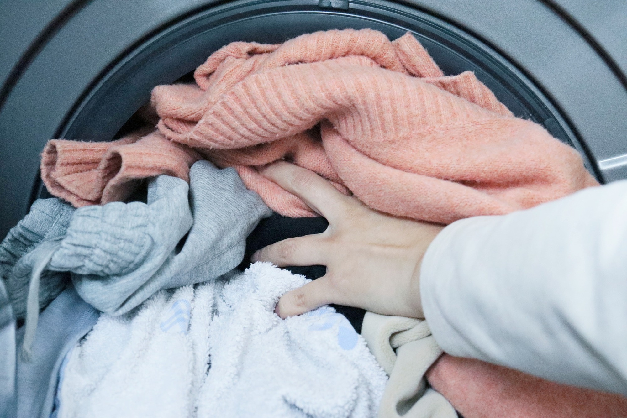 Kí tự "KG" trên máy giặt: Tôi tưởng là cân nặng quần áo, hóa ra 10 năm nay hiểu sai bét sự thật - Ảnh 1.