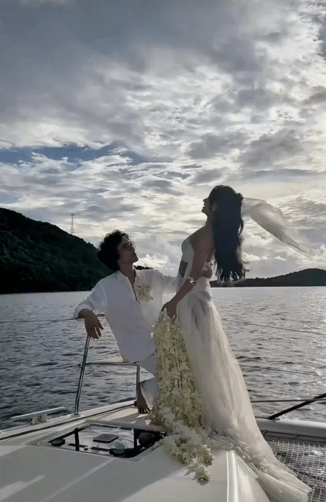 Chi gần 300 triệu cho bộ ảnh cưới, phú bà "triệu đô" khiến dân tình choáng ngợp với hàng loạt con số- Ảnh 5.