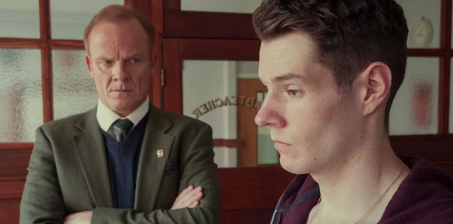 Xem phim Sex Education, tôi phát hiện ra: Điều mà cha mẹ khác ngại làm, vợ chồng tôi đã làm từ lâu, kết quả là gia đình hạnh phúc đến giờ!- Ảnh 1.