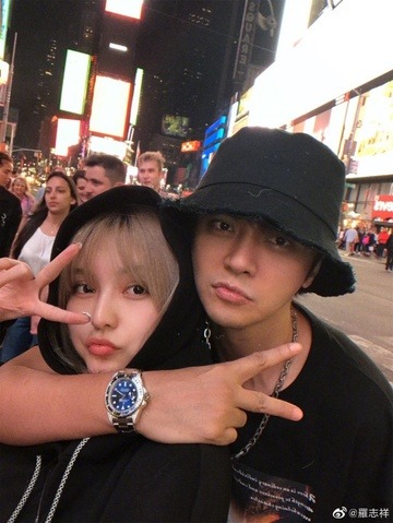 Sao nữ 9X giàu không thể tả: Dùng túi Hermès 9 tỷ đồng đựng sầu riêng, Gucci đựng cua- Ảnh 8.