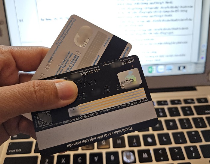 Bộ Công an cảnh báo tình trạng thuê người mở tài khoản, lập công ty để rửa tiền, lừa đảo - Ảnh 1.