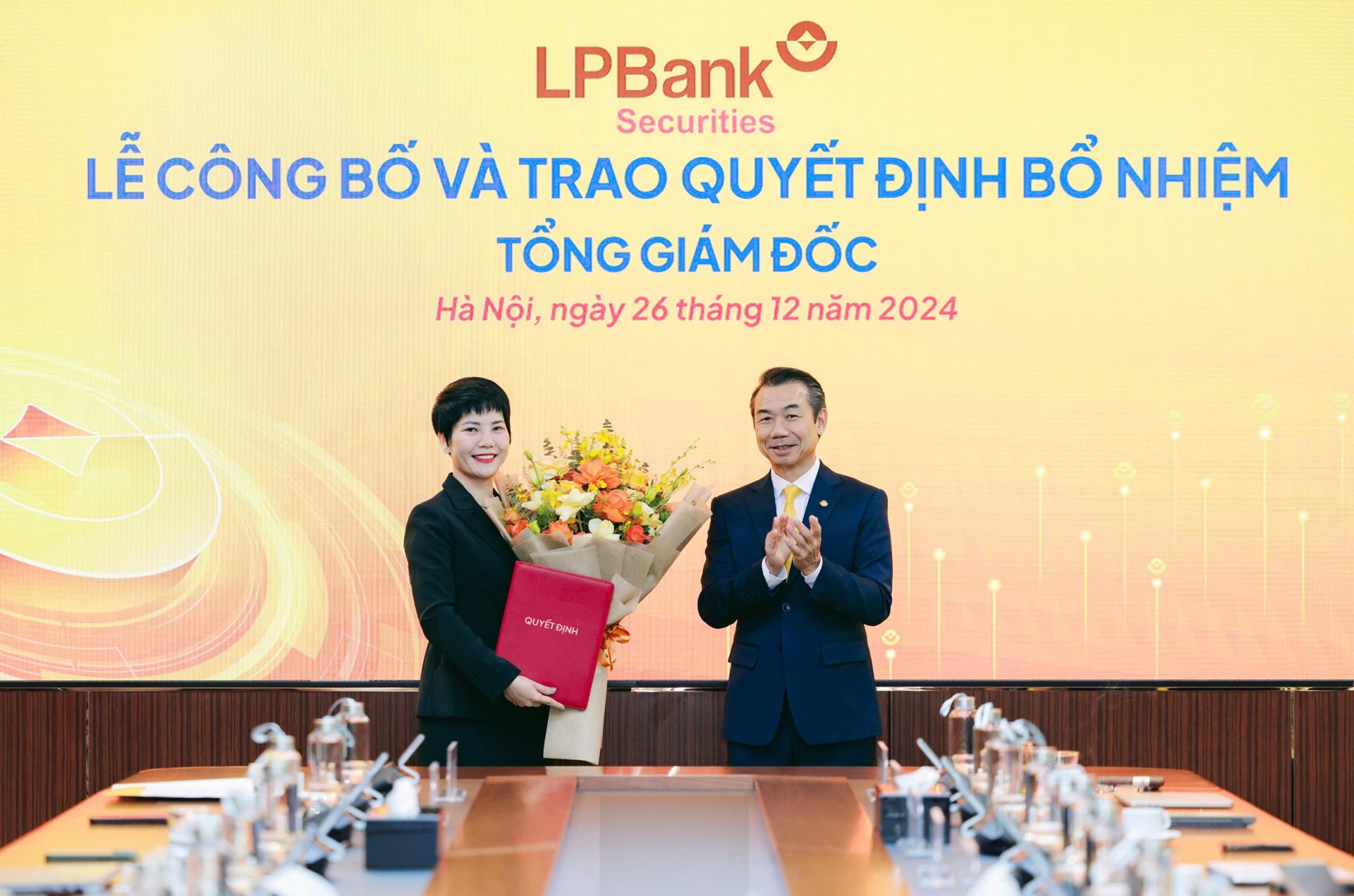 Chưa đầy nửa năm tại vị, Tổng Giám đốc chứng khoán LPBank rời ghế - Ảnh 1.
